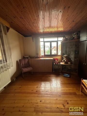 37-SAPANCADA SİTE İÇERİSİNDE SATILIK TRİBLEKS VİLLA